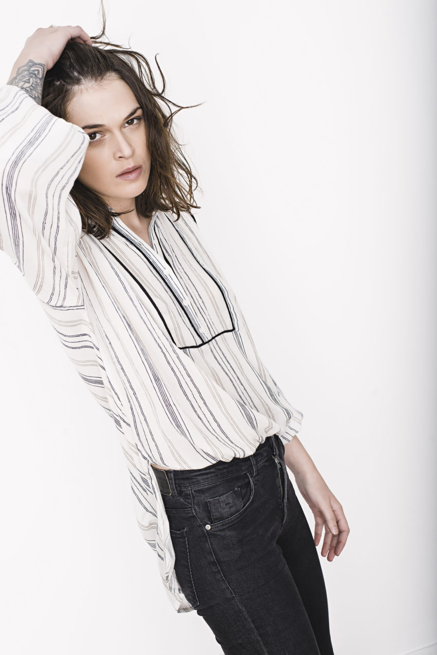 Emma blouse – 100% rayon – Printed stripes on rayon crepe